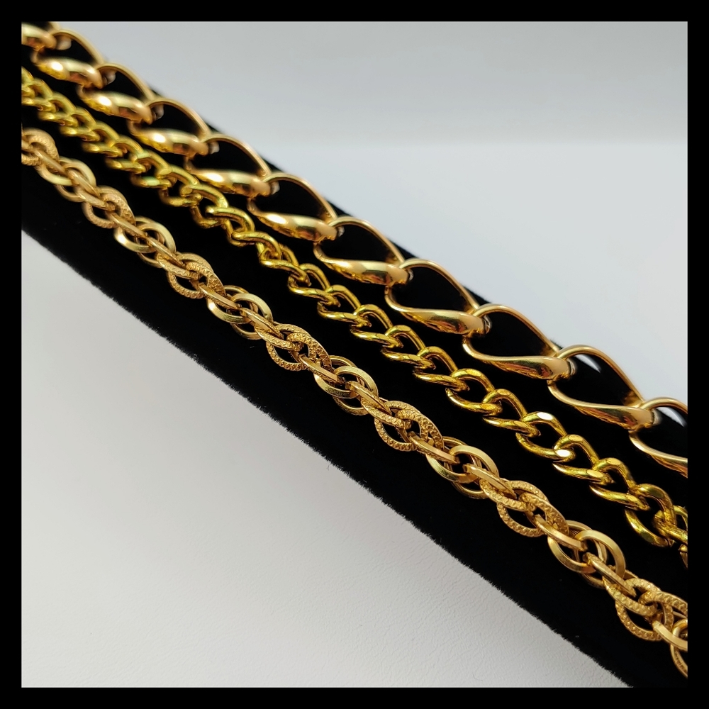 🎀 Vtg. Bundle of 3 Goldtone Bracelets - Picture 3 of 8